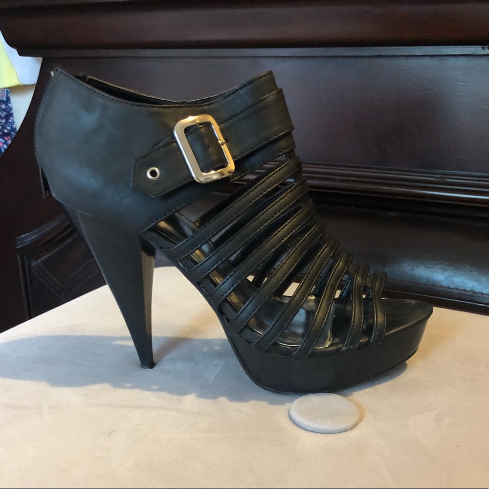 Women shoes